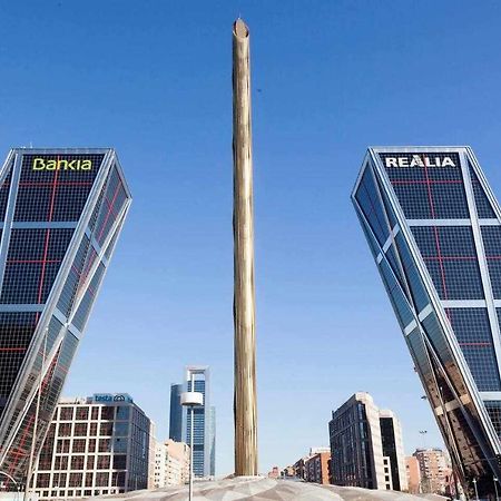 Apartamento Lujo Castellana Chamartin Appartement Madrid Buitenkant foto