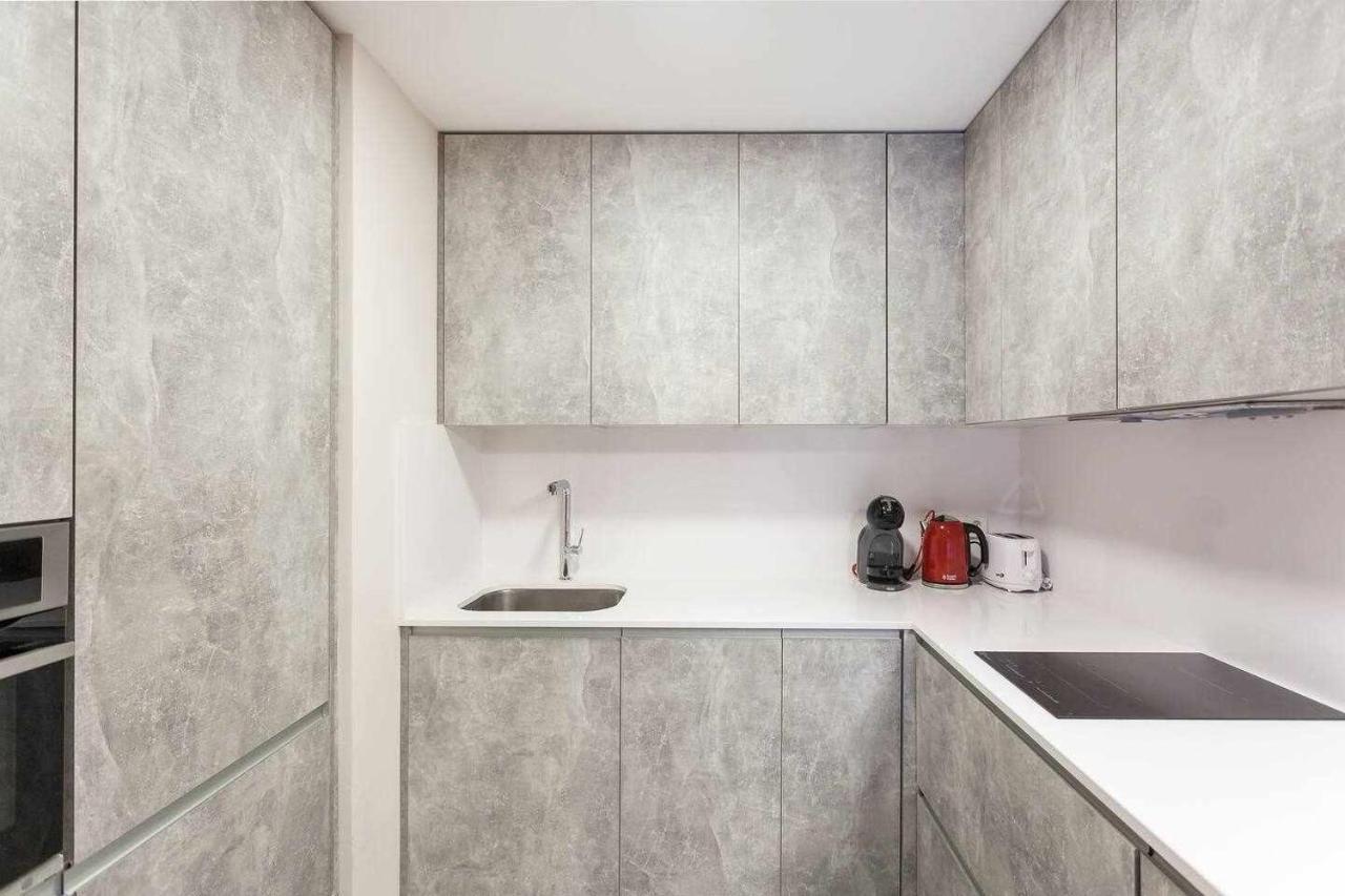 Apartamento Lujo Castellana Chamartin Appartement Madrid Buitenkant foto
