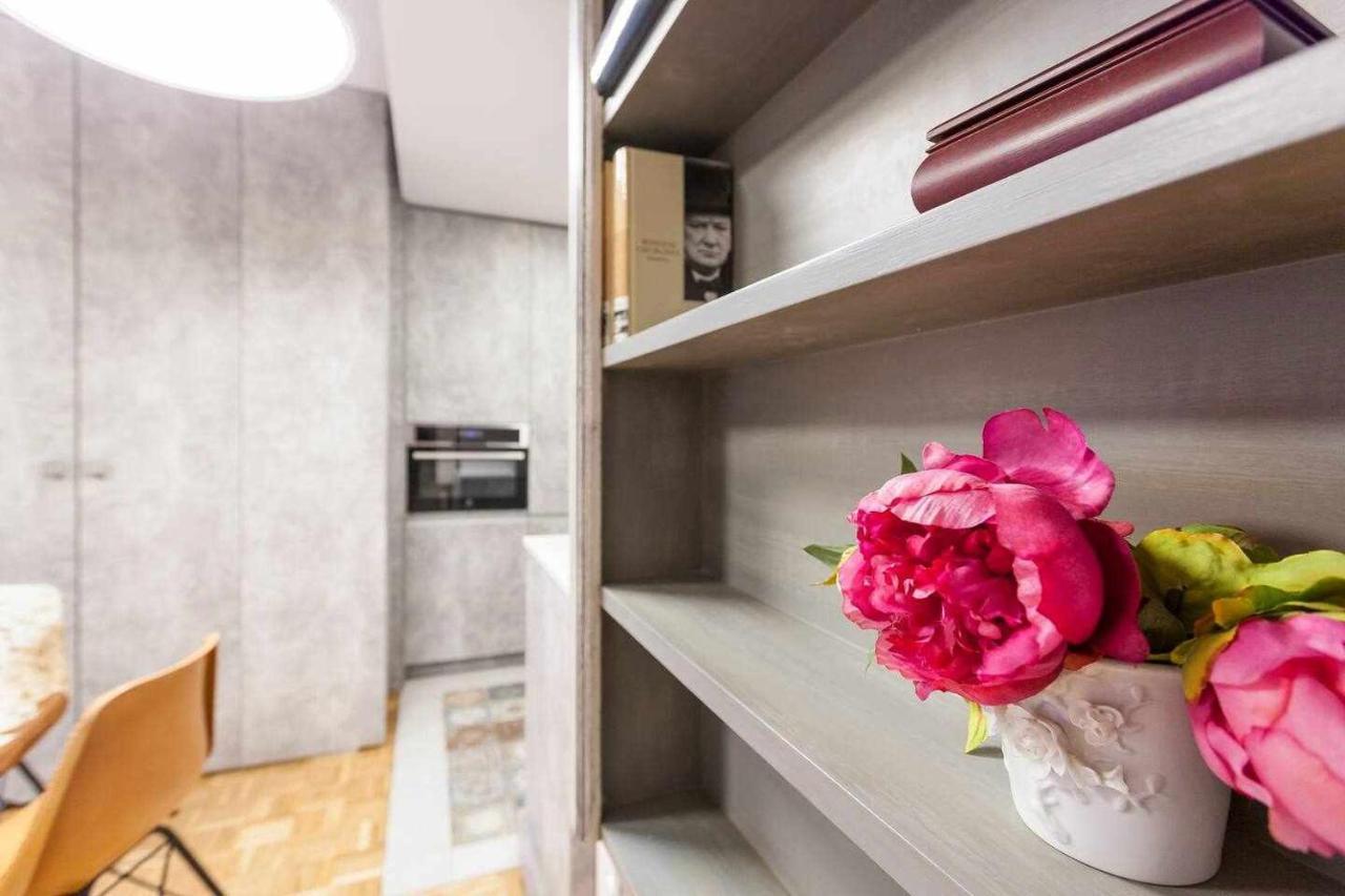 Apartamento Lujo Castellana Chamartin Appartement Madrid Buitenkant foto