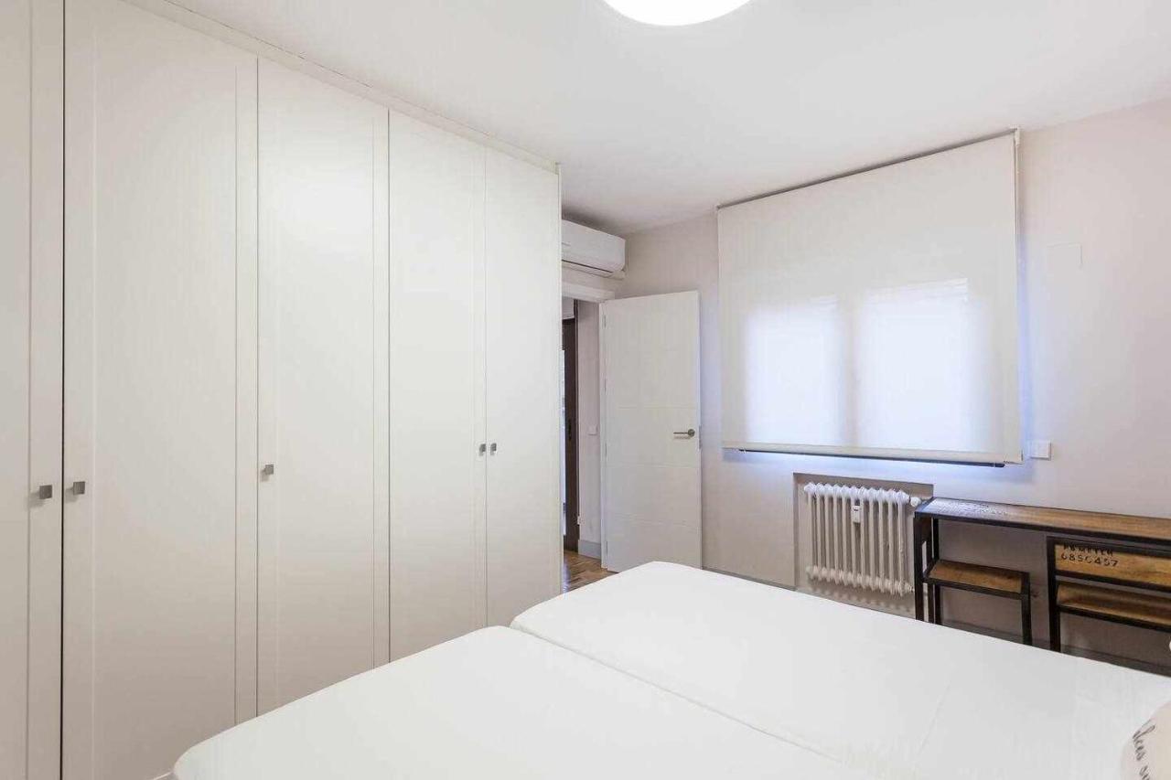 Apartamento Lujo Castellana Chamartin Appartement Madrid Buitenkant foto